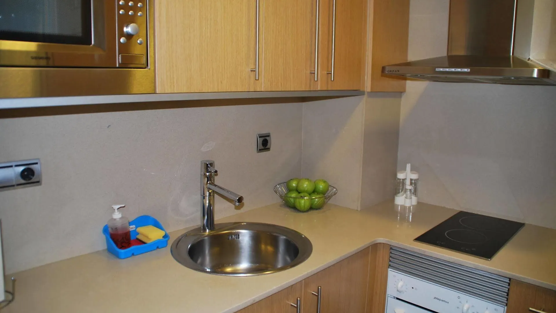 Apartaments Independencia Barcelona Spain