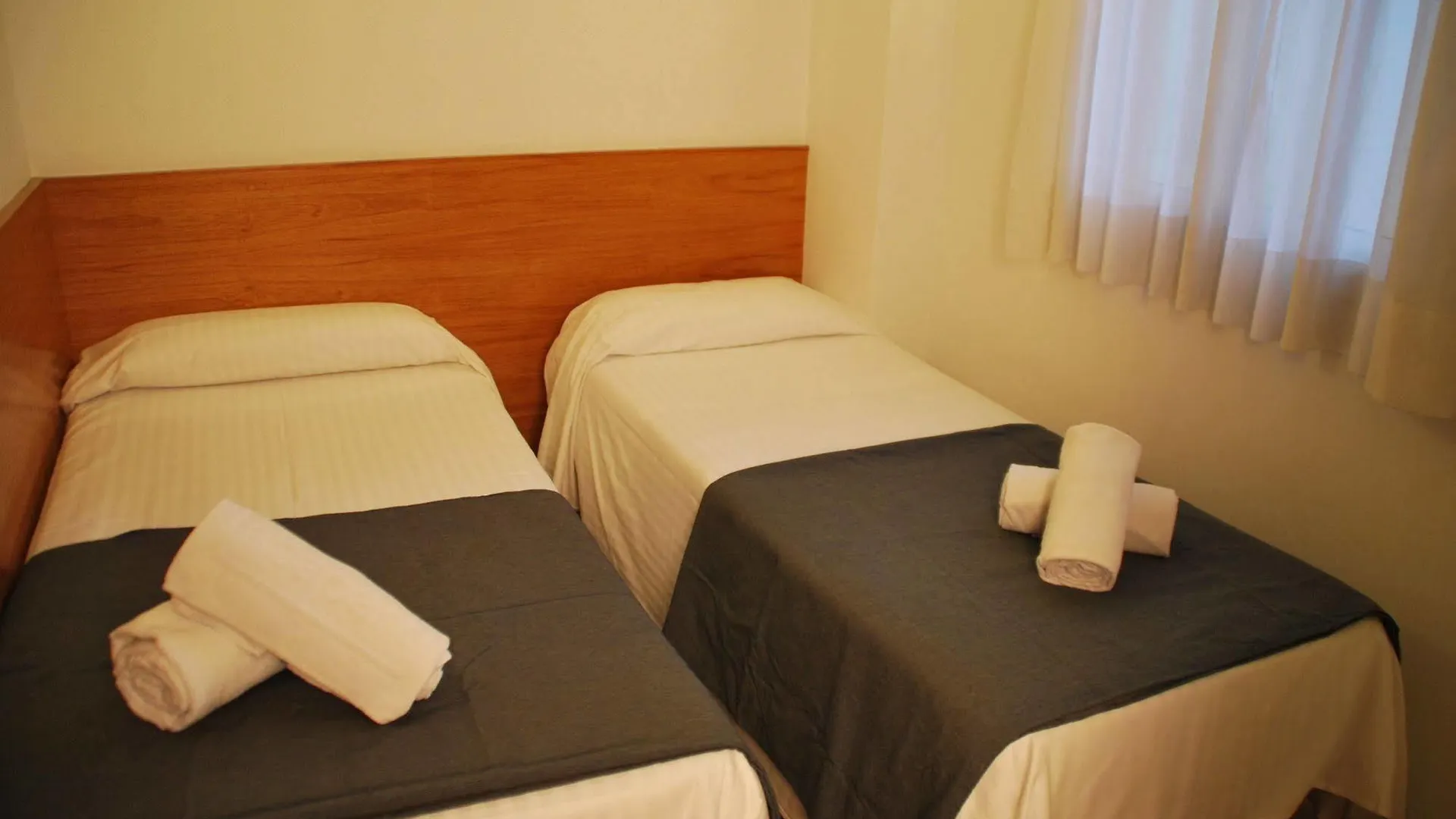Apartaments Independencia Barcelona Aparthotel