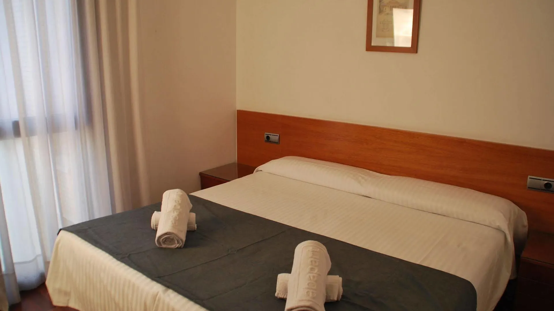 Apartaments Independencia Barcelona Aparthotel